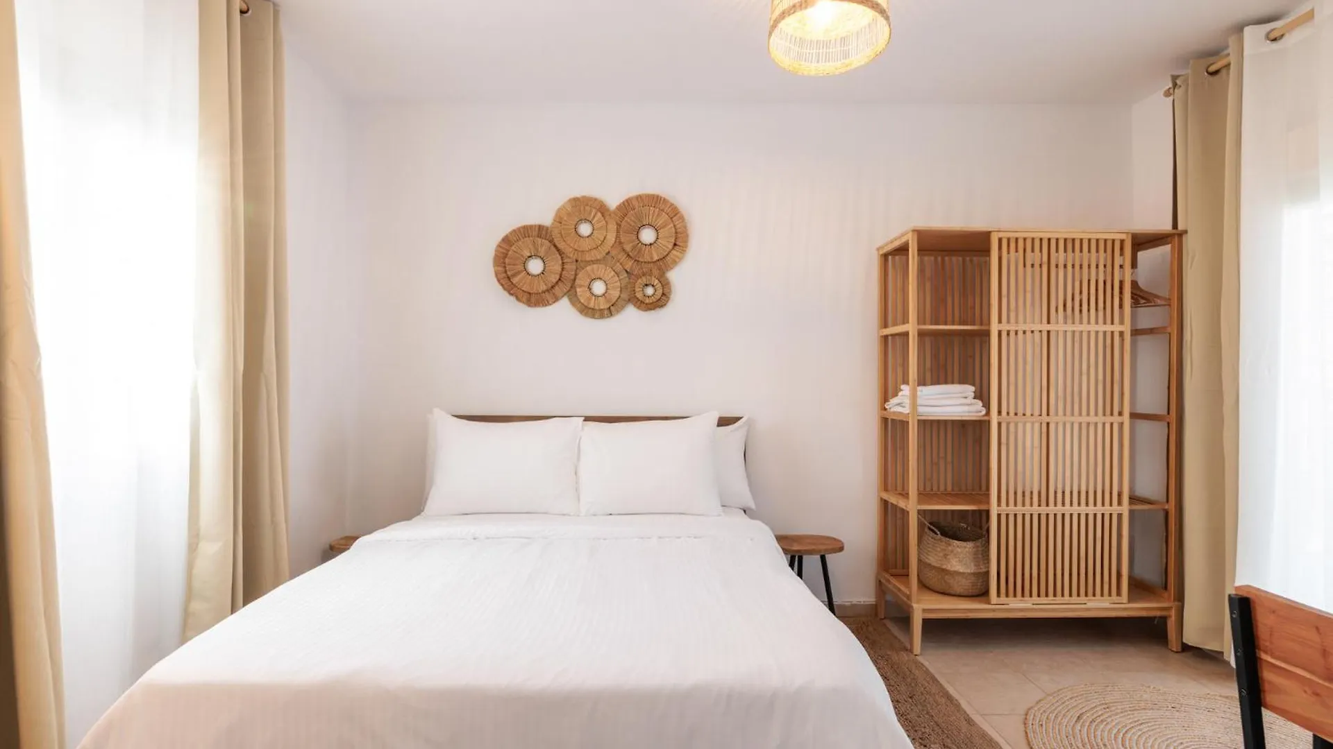 Seaview-City-Ladadika-Apartment Салоники