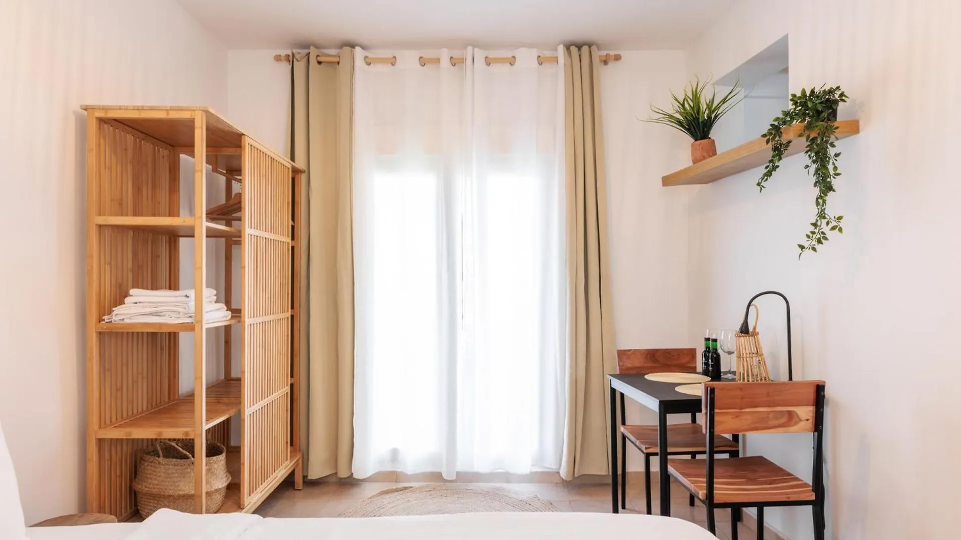 Seaview-City-Ladadika-Apartment Салоники Греция